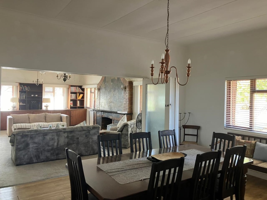 4 Bedroom Property for Sale in Vanwyksvlei Northern Cape